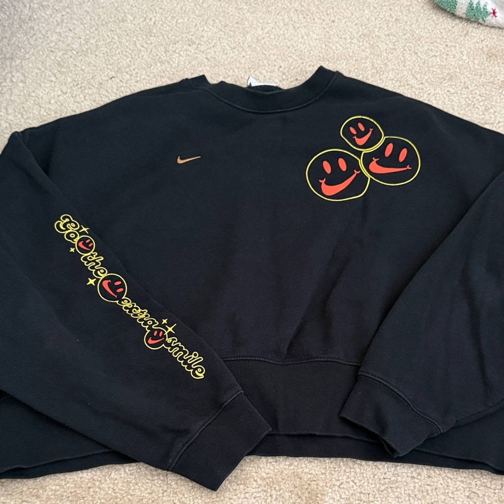 Nike cropped crewneck